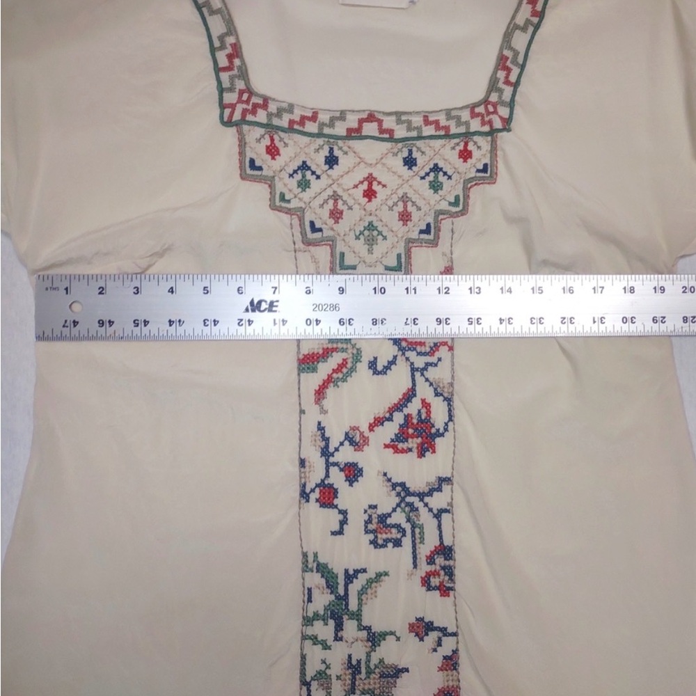 Johnny Was 4 Love and Liberty
Bohemian Antique White
Embroidered Tunic Dress M - Picture 8 of 8